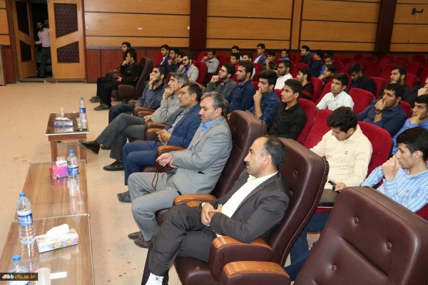 برگزاری کارگاه سازگاری با محیط خوابگاهی- فرصتها و تهدیدها 2