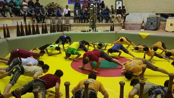 بازدید مسئولان و دانشجویان پردیس شهید ایزدپناه از زورخانه یاسوج 2