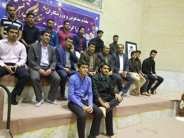 بازدید مسئولان و دانشجویان پردیس شهید ایزدپناه از زورخانه یاسوج 5