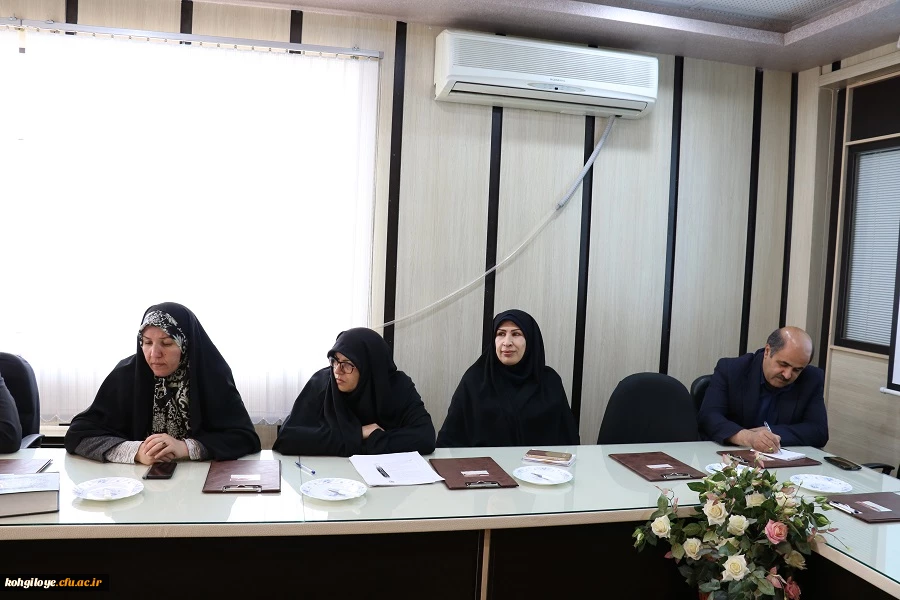 نشست بررسی و امضای تفاهم نامه درس کارورزی میان دانشگاه فرهنگیان استان و اداره کل آموزش و پرورش 10