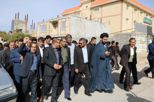 شرکت مسئولان، اساتید،کارکنان و دانشجویان دانشگاه فرهنگیان استان در راهپیمایی 13 ابان 7