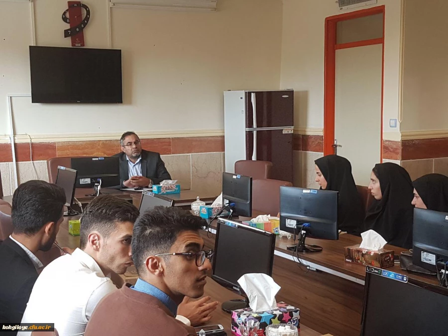 جلسه اعضای شورای صنفی دانشگاه با دکتر هاشمی 3