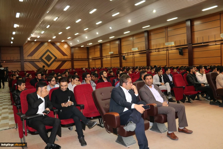 به همت تشکل انجمن اسلامی پردیس شهید ایزدپناه برگزار گردید:
رسالت تشکل های دانشجویی بعد از انقلاب اسلامی 5