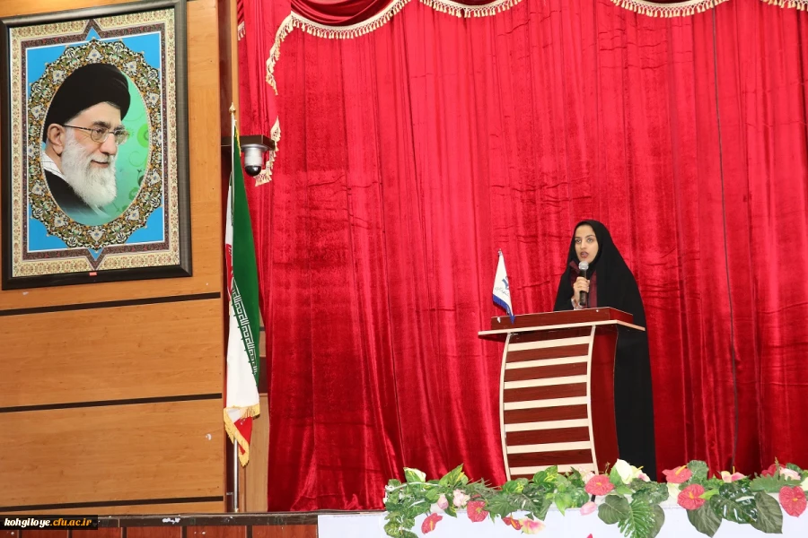 به همت تشکل انجمن اسلامی پردیس شهید ایزدپناه برگزار گردید:
رسالت تشکل های دانشجویی بعد از انقلاب اسلامی 18