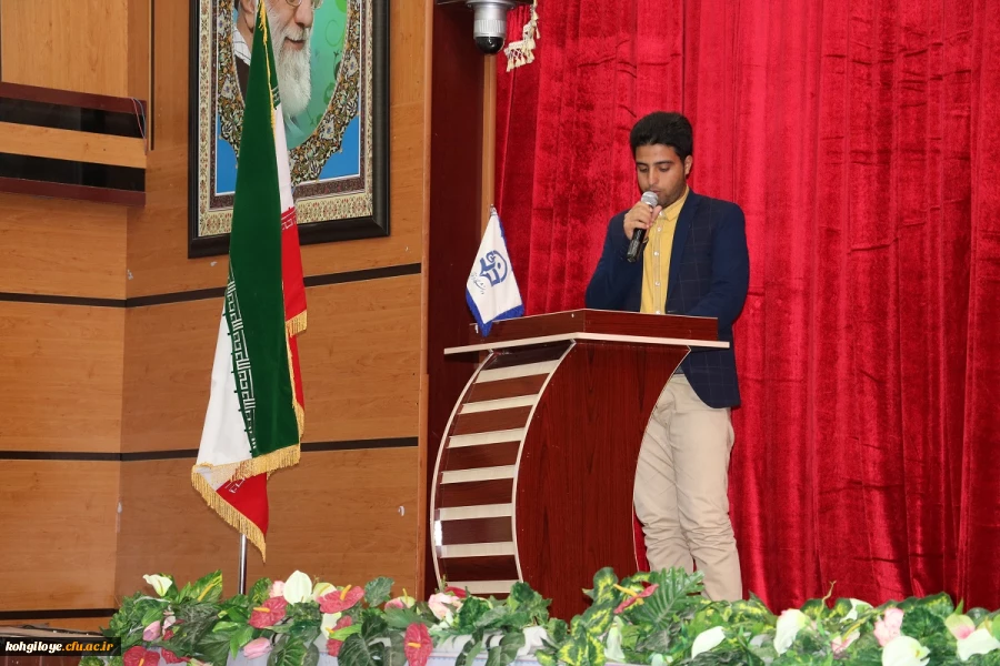 به همت تشکل انجمن اسلامی پردیس شهید ایزدپناه برگزار گردید:
رسالت تشکل های دانشجویی بعد از انقلاب اسلامی 14