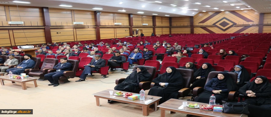 آیین تکریم و معارفه سرپرست جدید پردیس شهید ایزدپناه یاسوج برگزار گردید:

دکتر کرامت نامجو به عنوان سرپرست جدید پردیس شهید ایزدپناه یاسوج منصوب گردید. 2