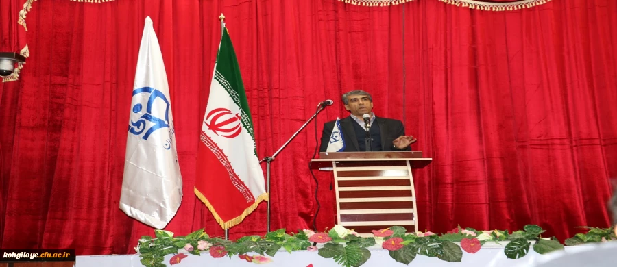 آیین تکریم و معارفه سرپرست جدید پردیس شهید ایزدپناه یاسوج برگزار گردید:

دکتر کرامت نامجو به عنوان سرپرست جدید پردیس شهید ایزدپناه یاسوج منصوب گردید. 2