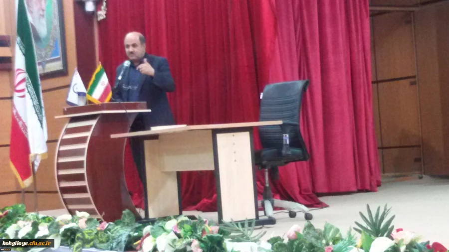 با حضور دکتر هاشمی برگزار گردید:

جلسه هم اندیشی اساتید پردیس شهید ایزدپناه 2