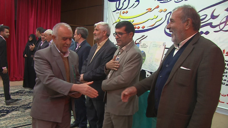 در همایش ملی از ۳۱ جلد تاریخ تربیت معلم در کشور رونمایی می شود پنجاه دومین سال تاسیس تربیت معلم در کهگیلویه وبویراحمد برگزار شد