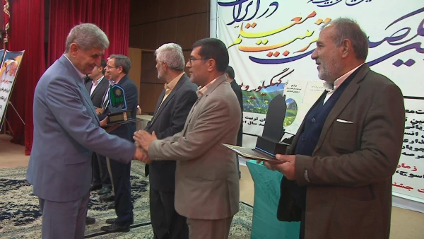 در همایش ملی از ۳۱ جلد تاریخ تربیت معلم در کشور رونمایی می شود پنجاه دومین سال تاسیس تربیت معلم در کهگیلویه وبویراحمد برگزار شد