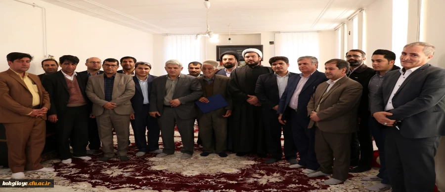 دیدار دانشگاهیان یاسوج با خانواده شهید ایزدپناه 2