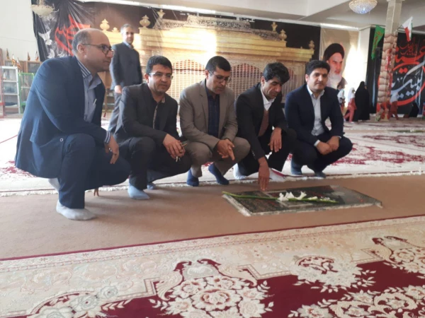 با حضور مسئولان دانشگاه فرهنگیان کهگیلویه و بویراحمد انجام شد:

آئین غبارروبی و عطرافشانی قبور مطهر شهدای یاسوج 5