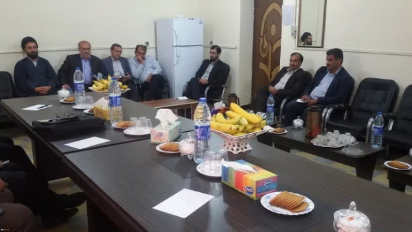 به همت بسیج اساتید دانشگاه فرهنگیان برگزار شد:
جلسه هم اندیشی اعضای بسیج اساتید دانشگاه فرهنگیان استان کهگیلویه و بویراحمد 3