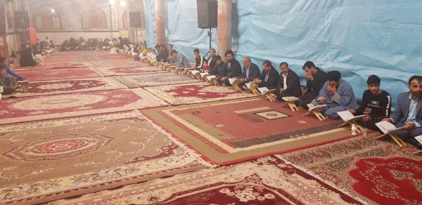 برگزاری محفل انس با قرآن کریم دانشگاه فرهنگیان استان در حرم مطهر امام زاده شاه قاسم(ع) یاسوج 2