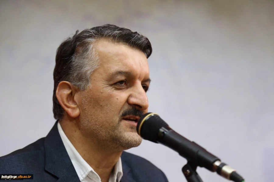 مدیر کل فرهنگی دانشگاه دراختتامیه جشنواره تئاتر و سرود در یاسوج:
به کارگیری فعالیت های هنری، عاملی موثر در ماندگاری آموزش ها 2