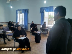 بازدید دکتر هاشمی از روند برگزاری آزمون های پایانی دانشجویان 6