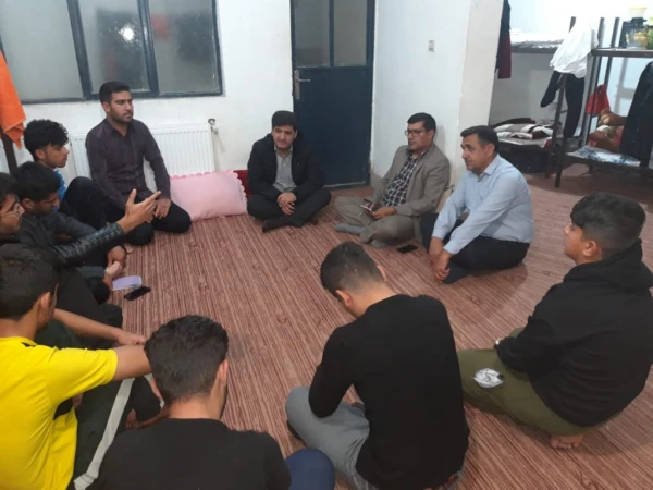 دیدار و نشست صمیمی رئیس دانشگاه با دانشجویان 3