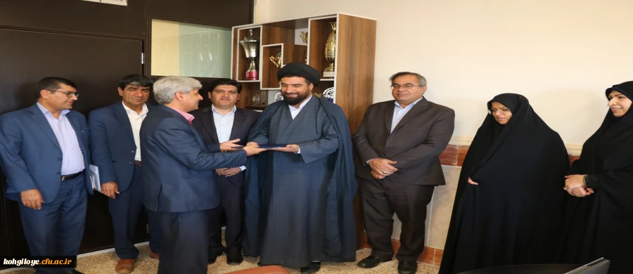 معارفه معاون توسعه و منابع پردیس شهید ایزدپناه یاسوج 2