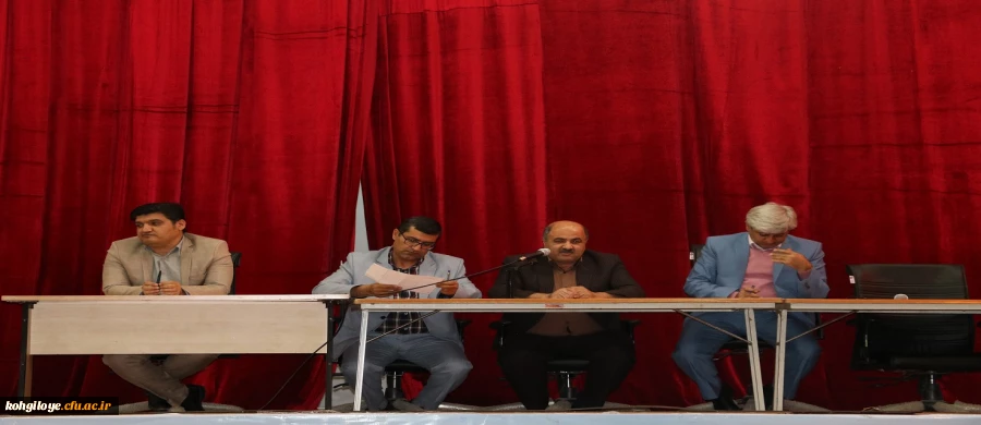 جلسه پرسش و پاسخ دانشجویان پردیس شهید ایزدپناه با مسئولان دانشگاه 7