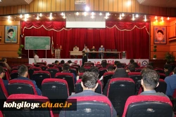 جلسه پرسش و پاسخ دانشجویان پردیس شهید ایزدپناه با مسئولان دانشگاه 8