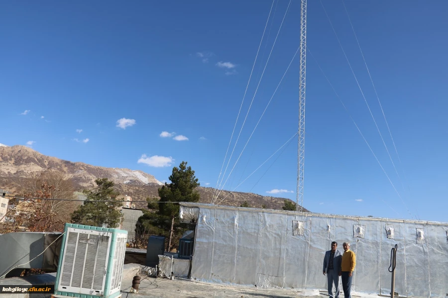 نصب دو دکل اینترنتی در دانشگاه فرهنگیان استان 5