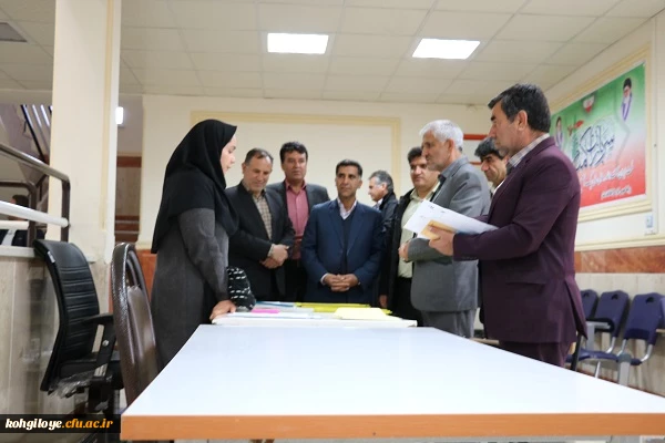 بازدید مدیرکل اداره آموزش و پرورش استان از فرایند مصاحبه مهارت آموزان ماده 28 3