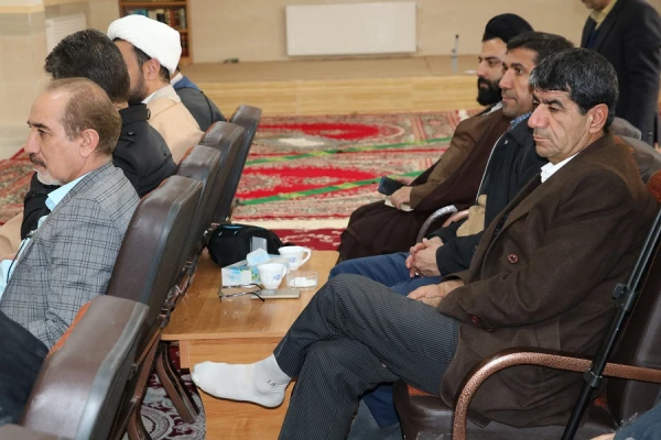 دیدار دانشگاهیان با نماینده ولی فقیه در استان 8