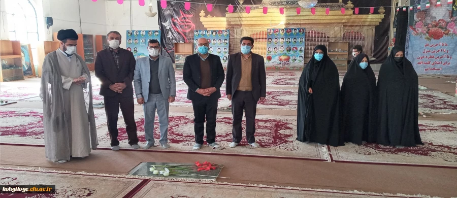 غبارروبی گلزار شهدای استان توسط کارکنان دانشگاه فرهنگیان 2