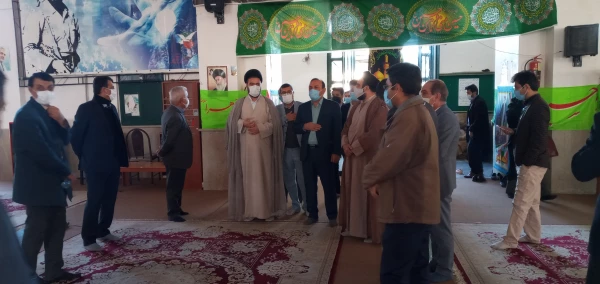 غبارروبی گلزار شهدای استان توسط کارکنان دانشگاه فرهنگیان 3