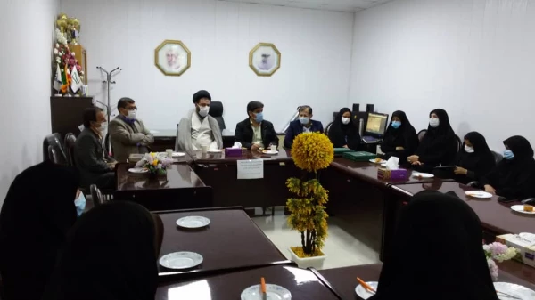 تجلیل از بانوان شاغل در دانشگاه فرهنگیان استان  10