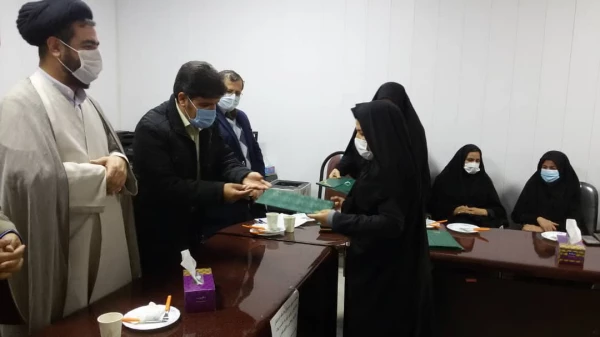 تجلیل از بانوان شاغل در دانشگاه فرهنگیان استان  13