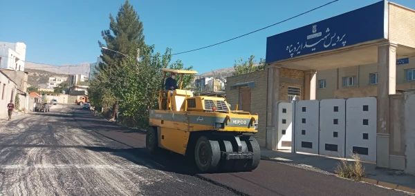 آسفالت کوچه منتهی به پردیس شهید ایزدپناه یاسوج 2