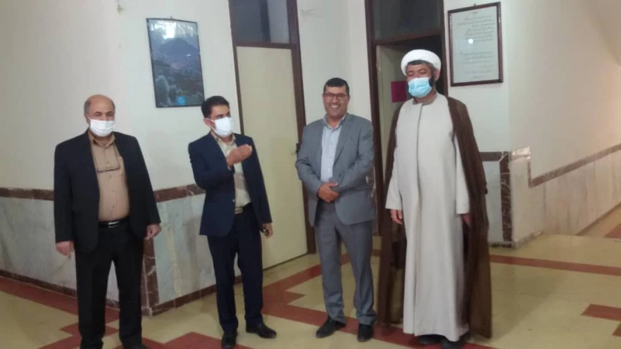 بازدید دکتر حسینی نیک از خوابگاه پوریای ولی 6