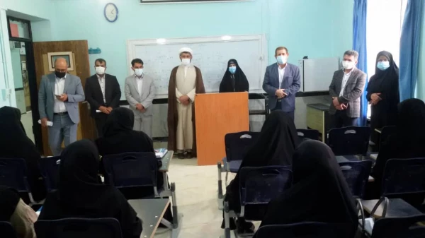 به مناسبت آغاز کلاس های درسی و آموزش حضوری انجام شد:

بازدید دکتر حسینی نیک از روند برگزاری کلاس های درسی دانشجومعلمان دانشگاه فرهنگیان استان(پردیس های شهید ایزدپناه و کوثر یاسوج) 2