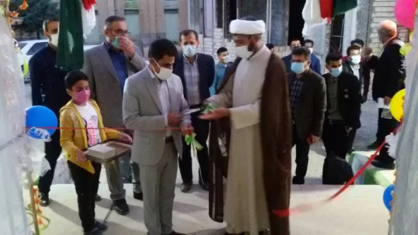 در پی آغاز حضوری شدن کلاس های درسی انجام شد: 

آیین استقبال نمادین از دانشجومعلمان دانشگاه فرهنگیان درسال جدید 2