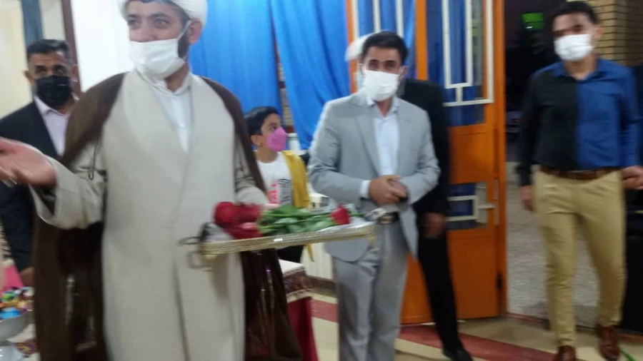 در پی آغاز حضوری شدن کلاس های درسی انجام شد: 

آیین استقبال نمادین از دانشجومعلمان دانشگاه فرهنگیان درسال جدید 2