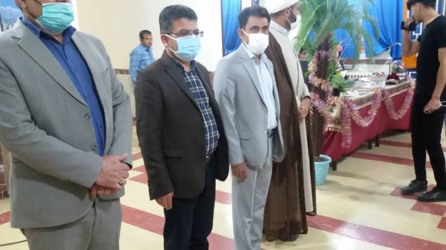 در پی آغاز حضوری شدن کلاس های درسی انجام شد: 

آیین استقبال نمادین از دانشجومعلمان دانشگاه فرهنگیان درسال جدید 2