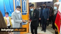 در پی آغاز حضوری شدن کلاس های درسی انجام شد: 

آیین استقبال نمادین از دانشجومعلمان دانشگاه فرهنگیان درسال جدید 2