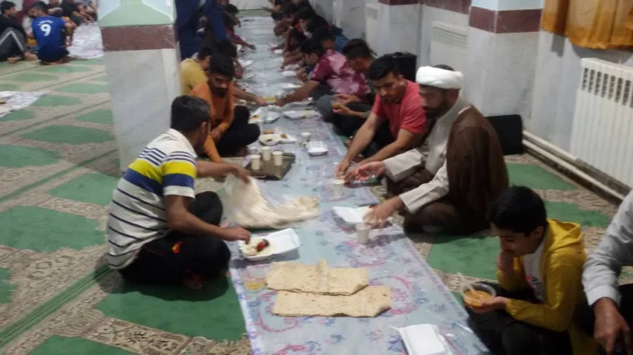 در پی آغاز حضوری شدن کلاس های درسی انجام شد: 

آیین استقبال نمادین از دانشجومعلمان دانشگاه فرهنگیان درسال جدید 2