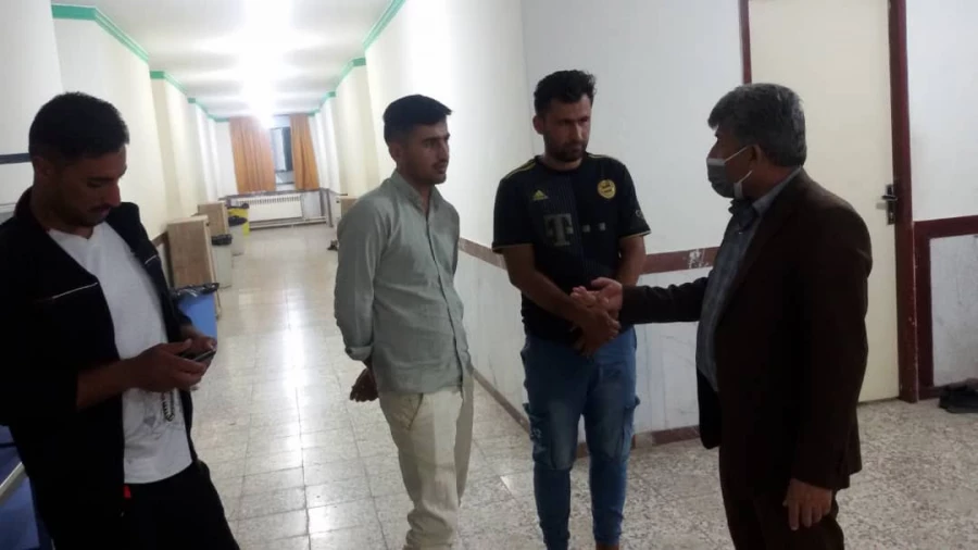 در پی آغاز حضوری شدن کلاس های درسی انجام شد: 

آیین استقبال نمادین از دانشجومعلمان دانشگاه فرهنگیان درسال جدید 2