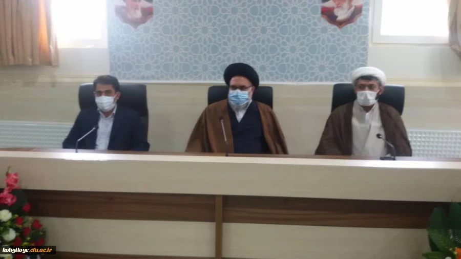 به مناسبت شهادت مولای متقیان انجام شد:

دیدار هیئت رئیسه دانشگاه فرهنگیان با امام جمعه مرکز استان 2