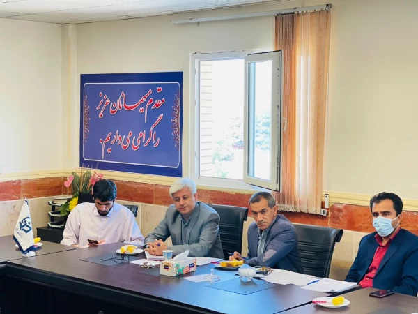 جلسه شورای اداری پردیس شهید ایزدپناه برگزار شد. 5