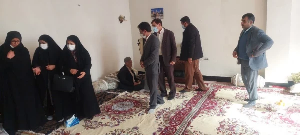 دیدار مسئولان و کارکنان دانشگاه فرهنگیان با خانواده شهید خسروانی 9