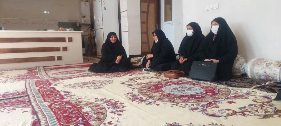 دیدار مسئولان و کارکنان دانشگاه فرهنگیان با خانواده شهید خسروانی 13