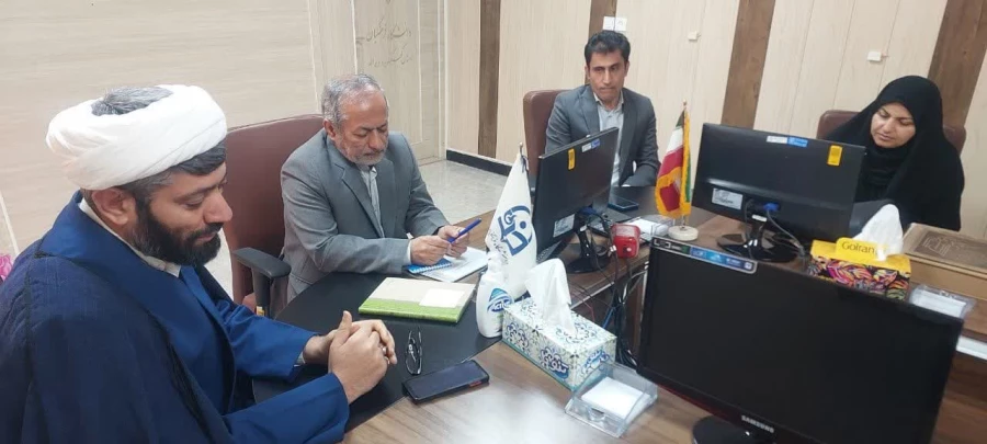 با حضور دکتر رحیمی انجام شد:
آیین معارفه مدیر اداره حراست دانشگاه فرهنگیان استان 2