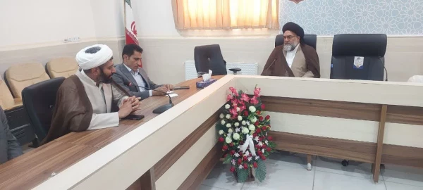 دیدار اعضای هیئت رئیسه دانشگاه فرهنگیان استان با نماینده مقام معظم رهبری در استان و امام جمعه یاسوج 2