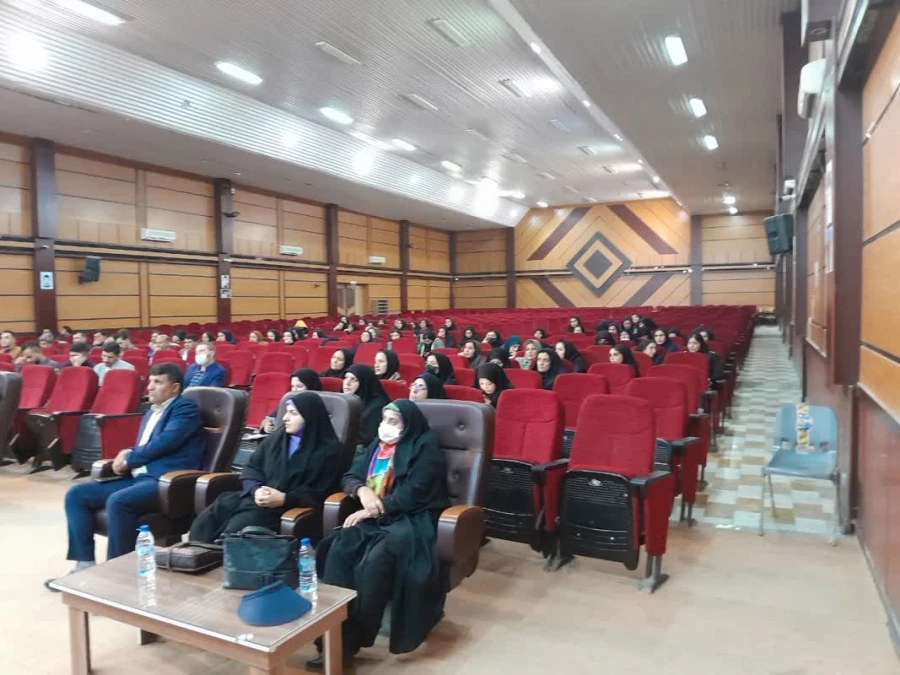 دوره ضمن خدمت مدیران مدارس وابسته کارورزیو معلمان راهنما 5