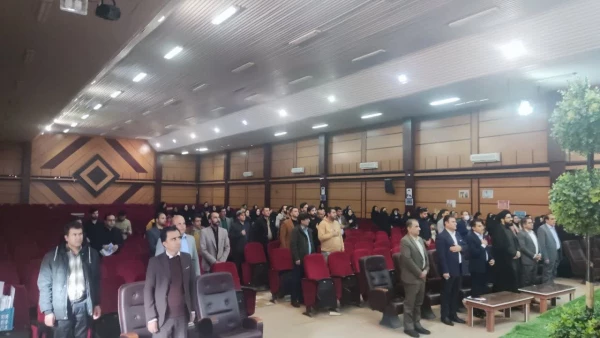 دوره ضمن خدمت مدیران مدارس وابسته کارورزیو معلمان راهنما 8