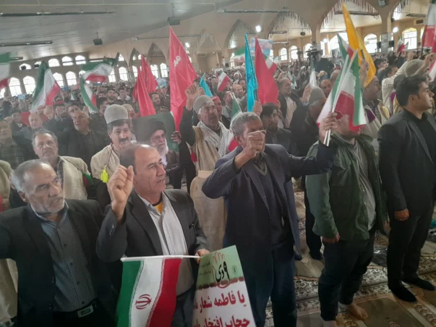 شرکت مدیریت ،کارکنان ، اساتید، دانشجویان دانشگاه فرهنگیان در مراسم یوم الله 9 دی در مصلی یاسوج 5