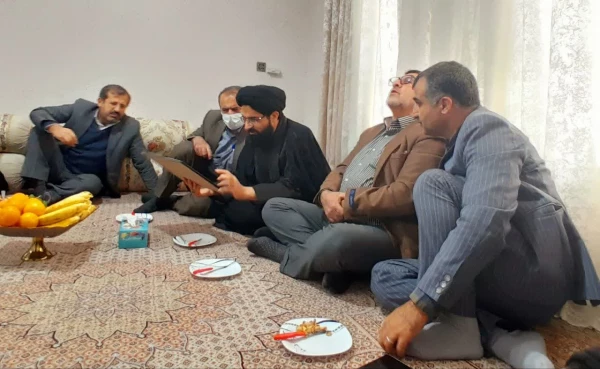 دیدار مسئولین و کارکنان دانشگاه فرهنگیان با خانواده شهید نظری  6